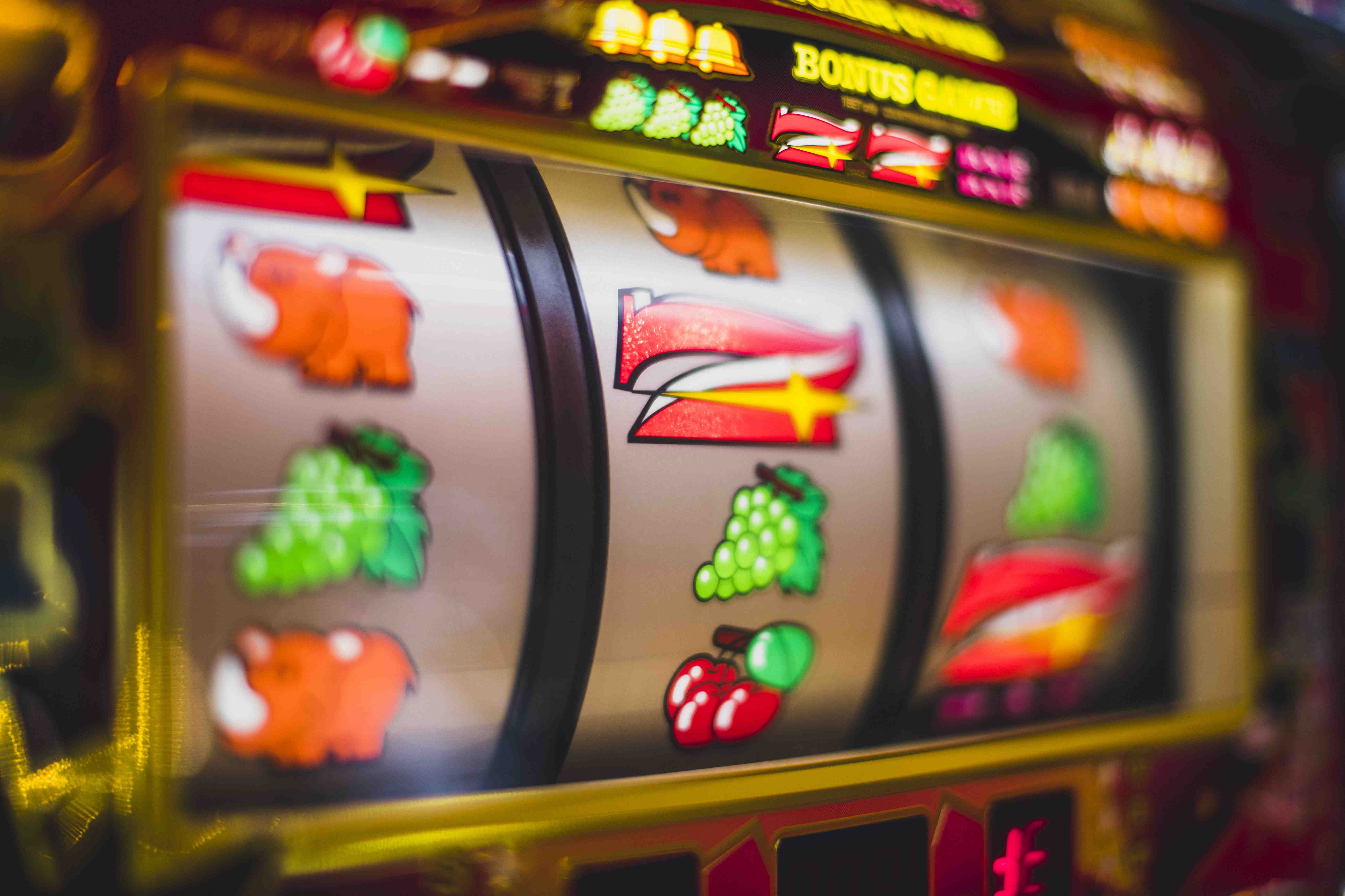 privacy and responsible gaming notice on ceobet slots page